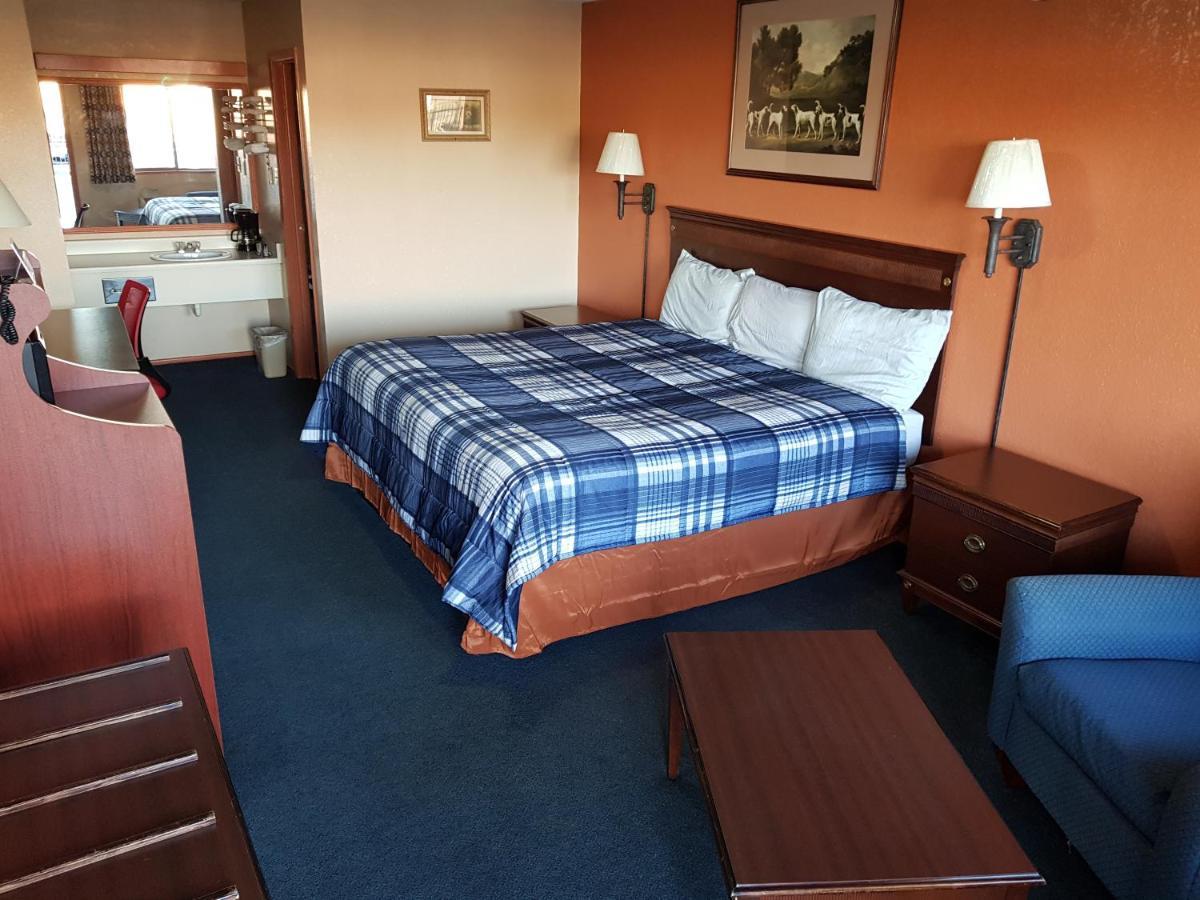 Budget Host Inn Eastland Extérieur photo