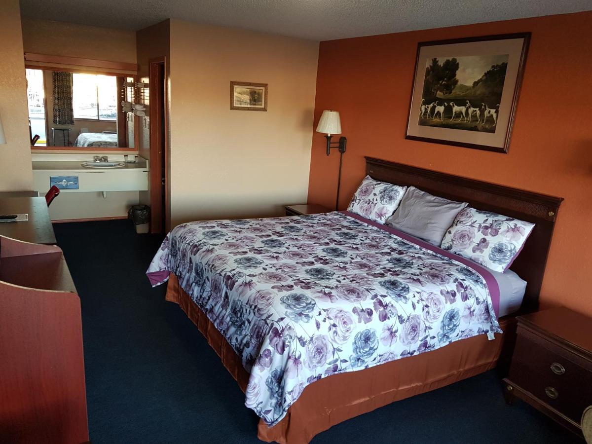 Budget Host Inn Eastland Extérieur photo