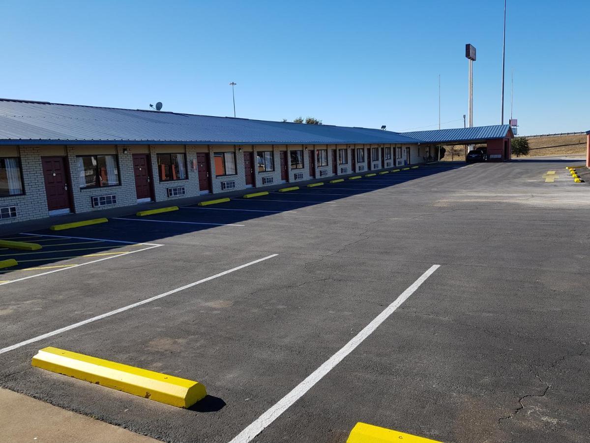 Budget Host Inn Eastland Extérieur photo