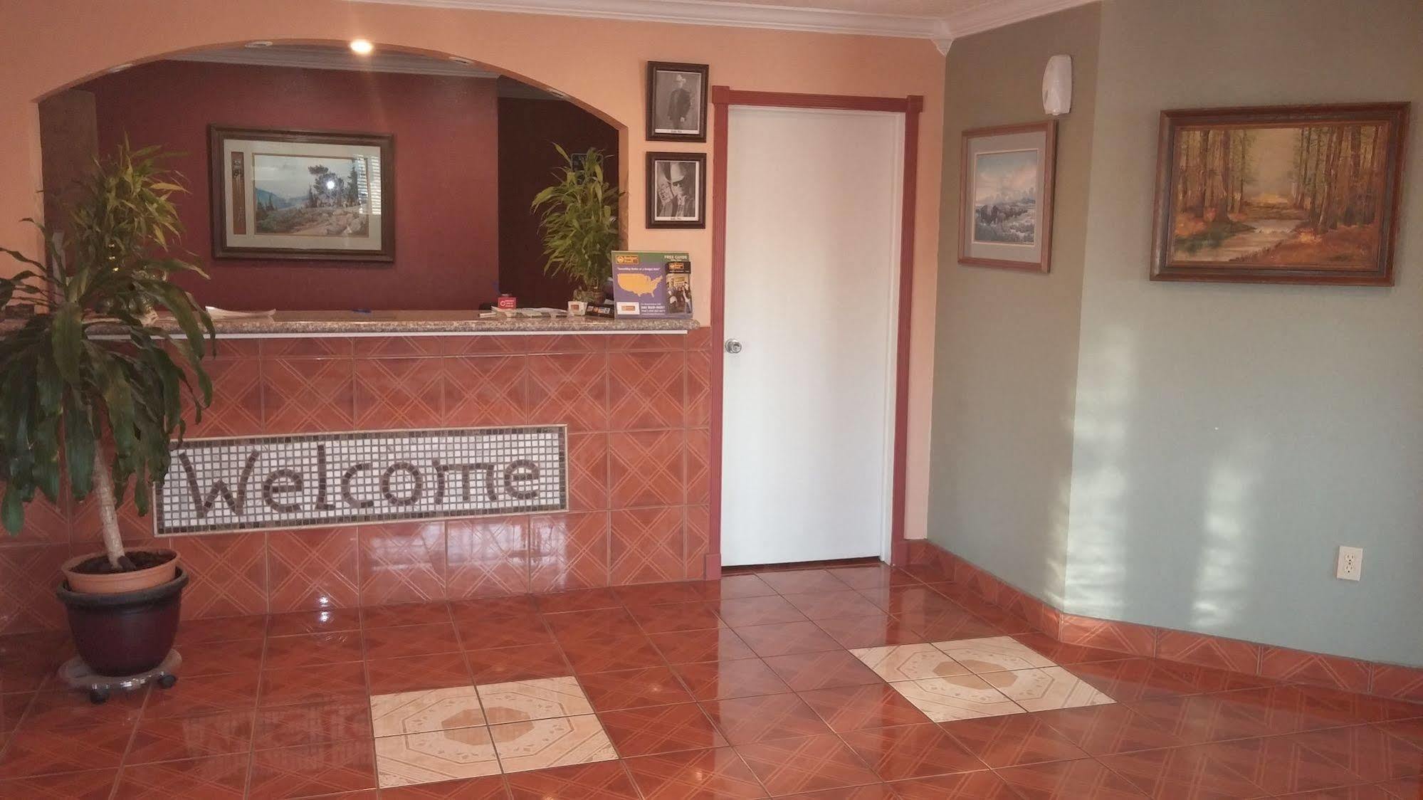 Budget Host Inn Eastland Extérieur photo