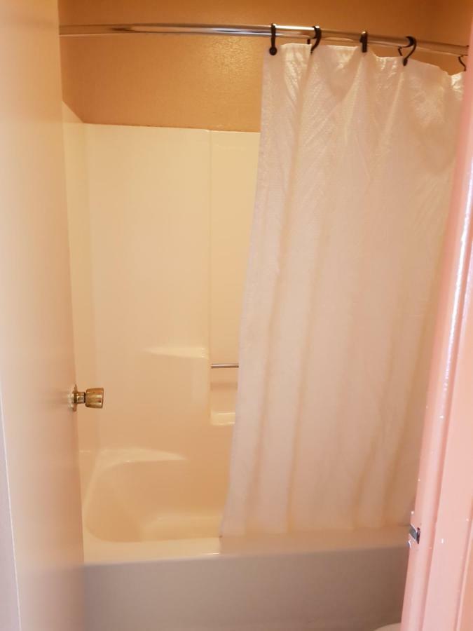 Budget Host Inn Eastland Extérieur photo
